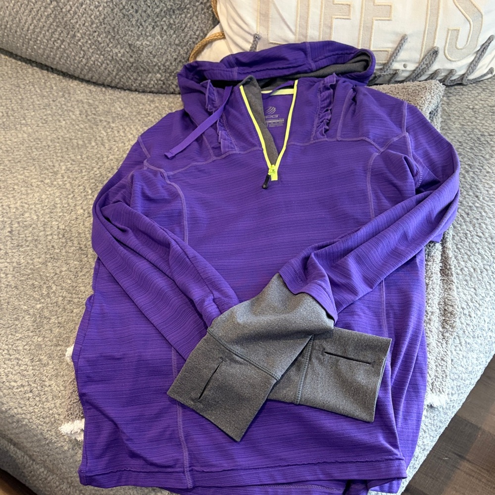 Womans Purple and Gray Sweater